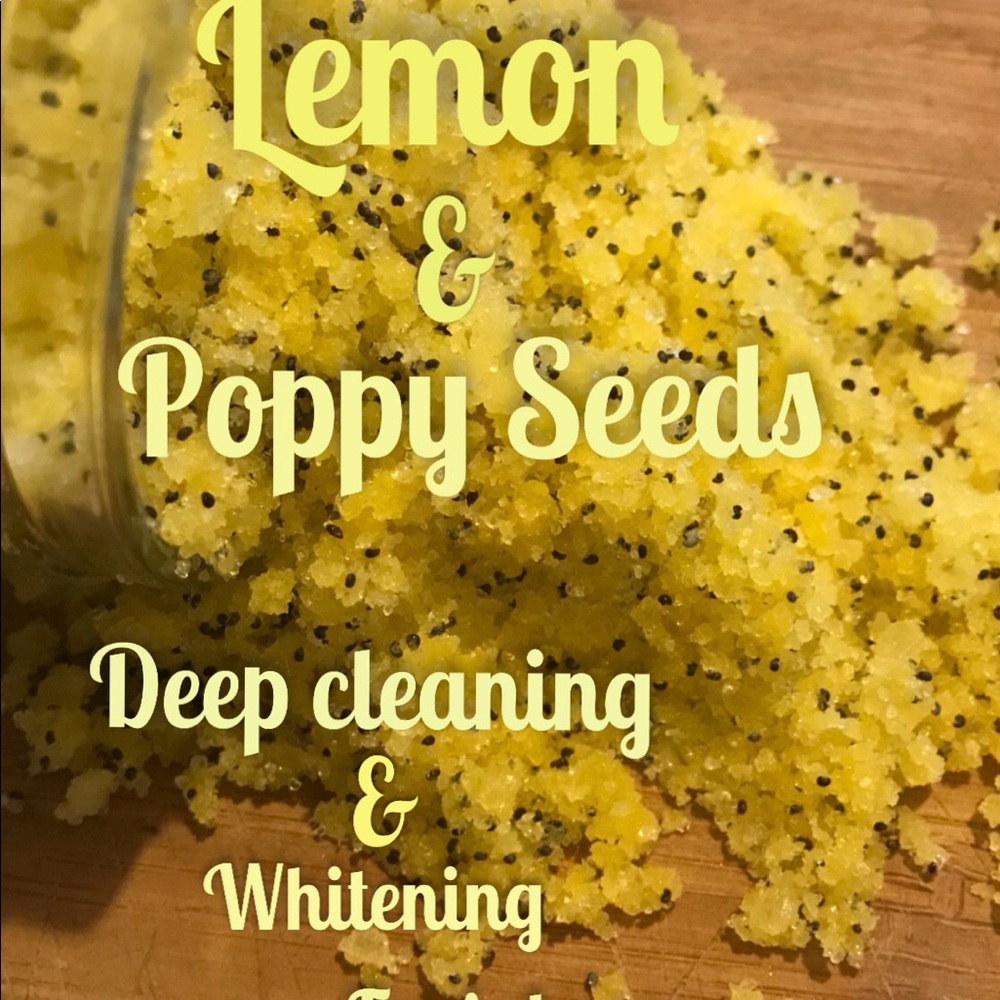 🌺Lemon And Poppy Seeds Facial Scrub🌺Made By Me🌺